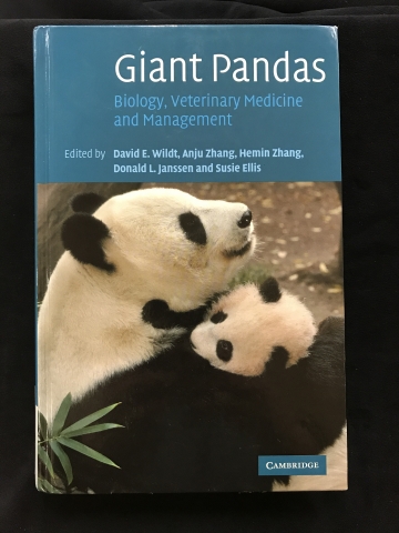 Giant pandas : Front cover of Giant Pandas : Biology, Veterinary Medicine and Management